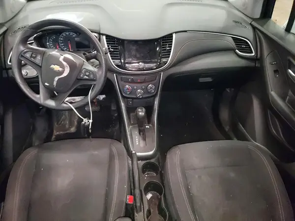 3GNCJKSBXKL314305 2019 CHEVROLET TRAX - Image 8