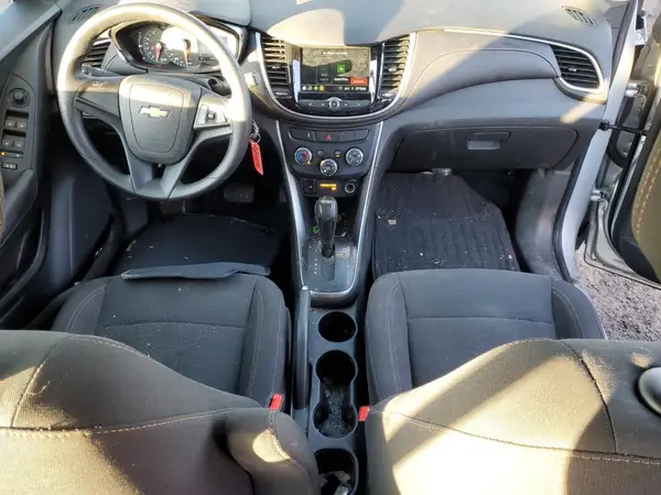 3GNCJKSBXKL314532 2019 CHEVROLET TRAX - Image 8