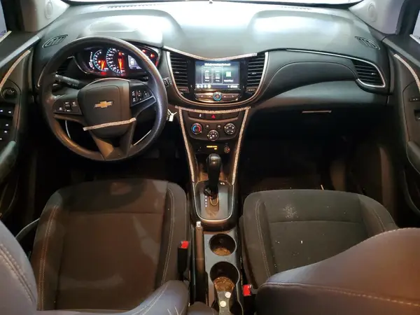 3GNCJKSBXKL326681 2019 CHEVROLET TRAX - Image 8