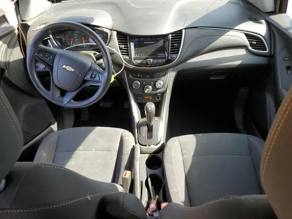 3GNCJKSBXKL343884 2019 CHEVROLET TRAX - Image 8