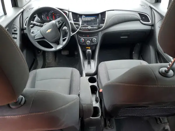 3GNCJKSBXKL347577 2019 CHEVROLET TRAX - Image 8
