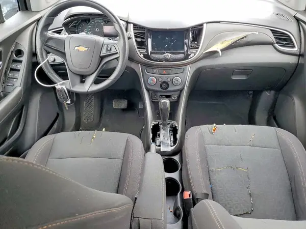 3GNCJKSBXKL352889 2019 CHEVROLET TRAX - Image 8