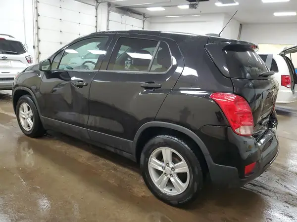 3GNCJKSBXKL358188 2019 CHEVROLET TRAX - Image 2