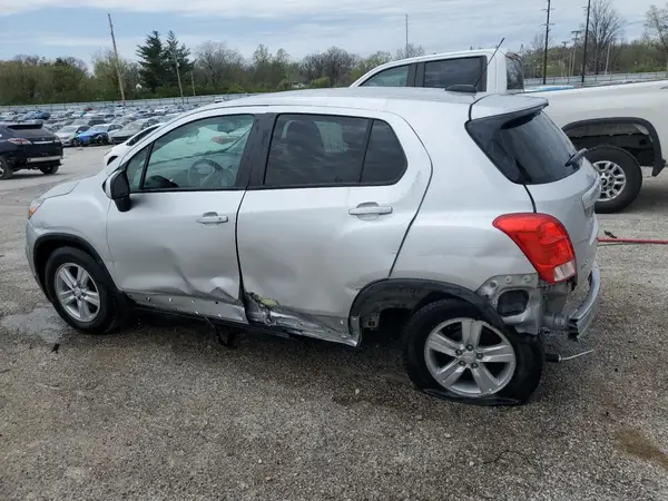 3GNCJKSBXKL401461 2019 CHEVROLET TRAX - Image 2
