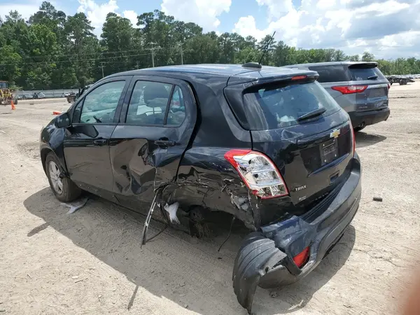 3GNCJKSBXKL403615 2019 CHEVROLET TRAX - Image 2
