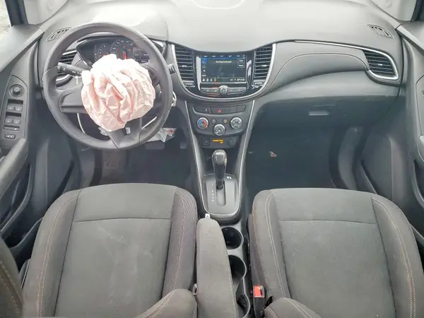 3GNCJKSBXKL405705 2019 CHEVROLET TRAX - Image 8