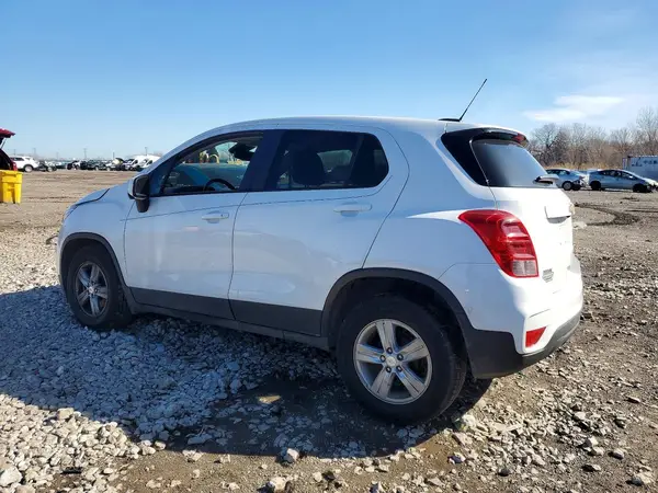 3GNCJKSBXLL114171 2020 CHEVROLET TRAX - Image 2