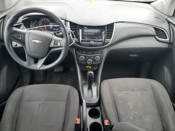 3GNCJKSBXLL117703 2020 CHEVROLET TRAX - Image 8