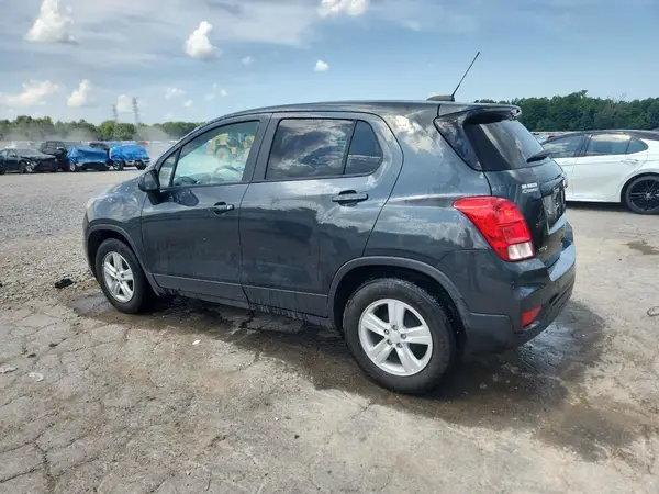 3GNCJKSBXLL151253 2020 CHEVROLET TRAX - Image 2