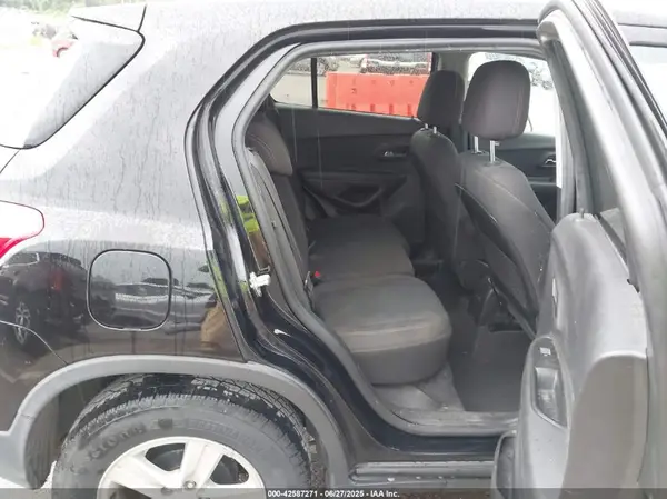3GNCJKSBXLL167257 2020 CHEVROLET TRAX - Image 8