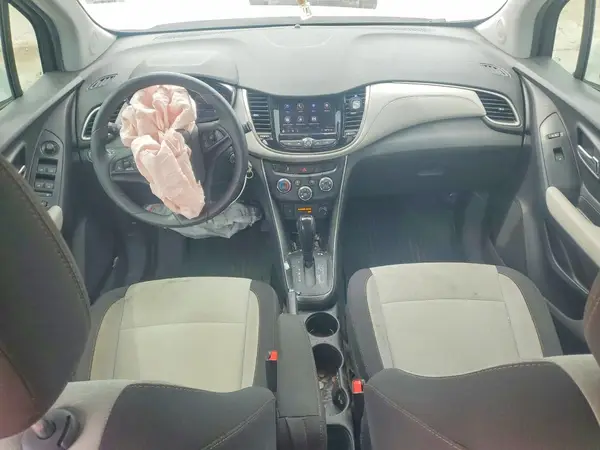 3GNCJKSBXLL172622 2020 CHEVROLET TRAX - Image 8