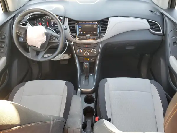 3GNCJKSBXLL179179 2020 CHEVROLET TRAX - Image 8
