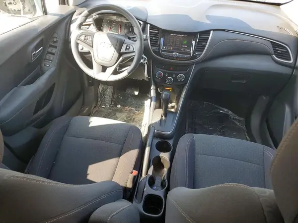 3GNCJKSBXLL196371 2020 CHEVROLET TRAX - Image 8