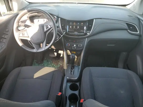 3GNCJKSBXLL210947 2020 CHEVROLET TRAX - Image 8