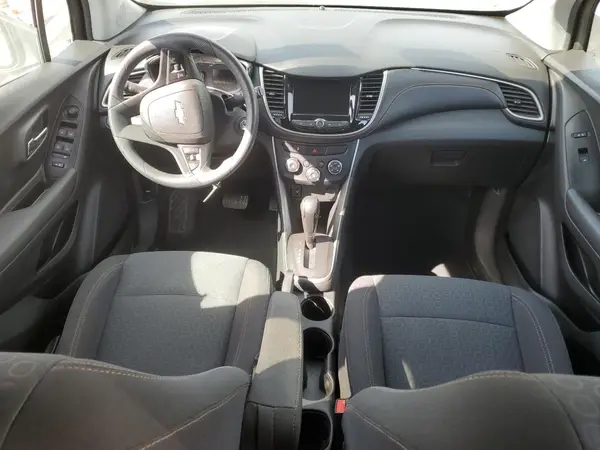 3GNCJKSBXLL211404 2020 CHEVROLET TRAX - Image 8