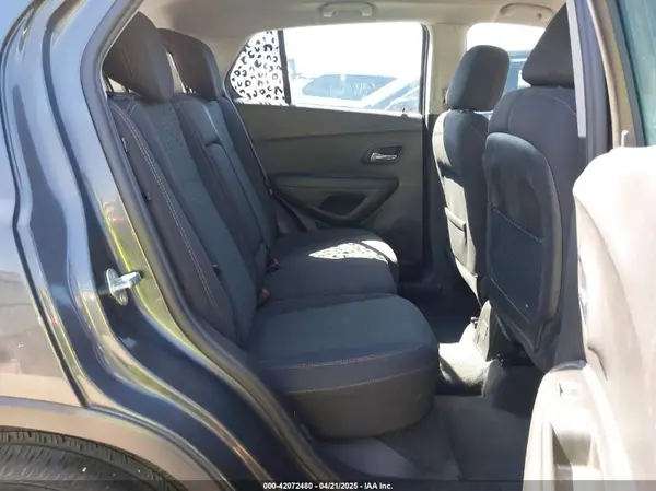 3GNCJKSBXLL222340 2020 CHEVROLET TRAX - Image 8
