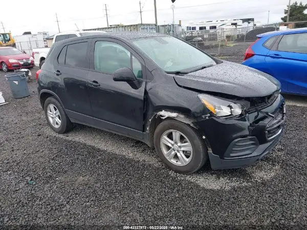 3GNCJKSBXLL227702 2020 CHEVROLET TRAX - Image 1