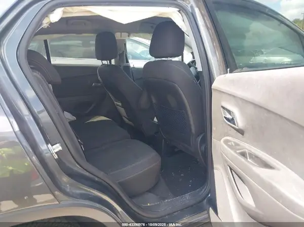 3GNCJKSBXLL241552 2020 CHEVROLET TRAX - Image 8