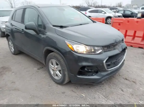 3GNCJKSBXLL243902 2020 CHEVROLET TRAX - Image 1