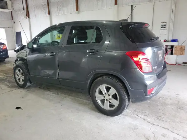 3GNCJKSBXLL259632 2020 CHEVROLET TRAX - Image 2