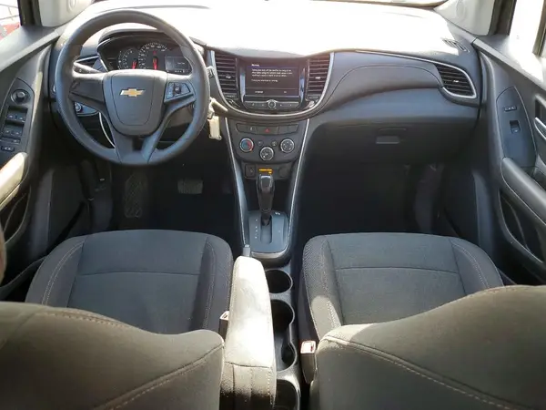 3GNCJKSBXLL293389 2020 CHEVROLET TRAX - Image 8