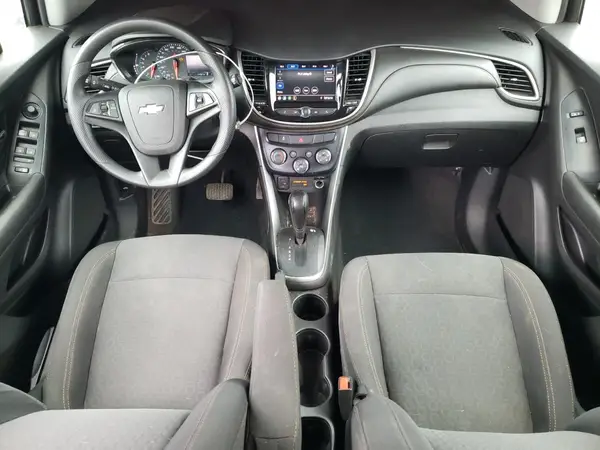3GNCJKSBXLL304911 2020 CHEVROLET TRAX - Image 8