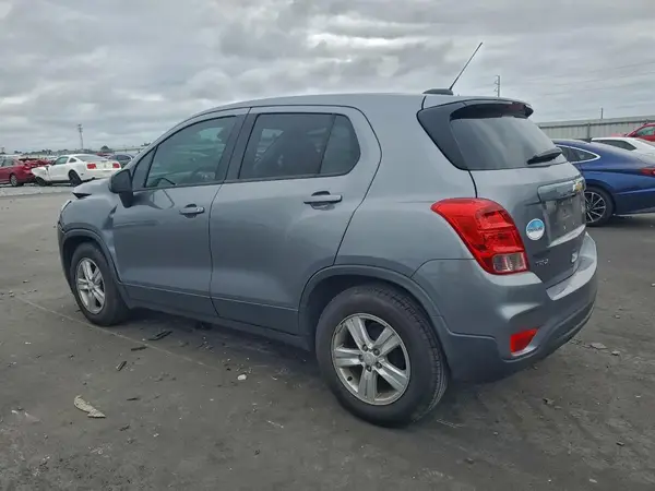 3GNCJKSBXLL305511 2020 CHEVROLET TRAX - Image 2