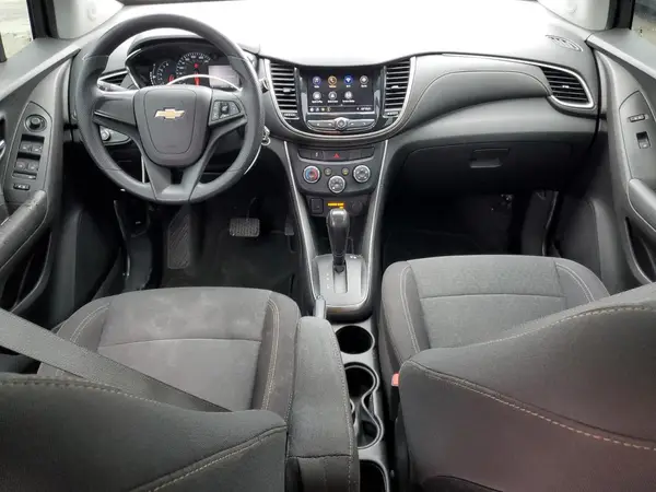 3GNCJKSBXLL314080 2020 CHEVROLET TRAX - Image 8