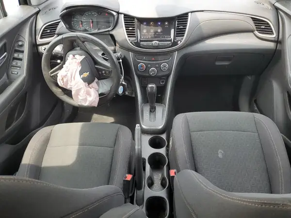 3GNCJKSBXLL320915 2020 CHEVROLET TRAX - Image 8