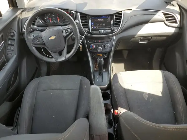 3GNCJKSVXLL140690 2020 CHEVROLET TRAX - Image 8