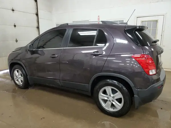 3GNCJLSB0GL121870 2016 CHEVROLET TRAX - Image 2