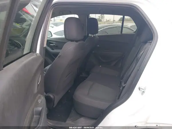 3GNCJLSB0GL174830 2016 CHEVROLET TRAX - Image 8