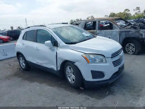 3GNCJLSB0GL199274 2016 CHEVROLET TRAX - Image 1