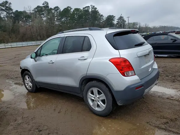 3GNCJLSB0GL201895 2016 CHEVROLET TRAX - Image 2