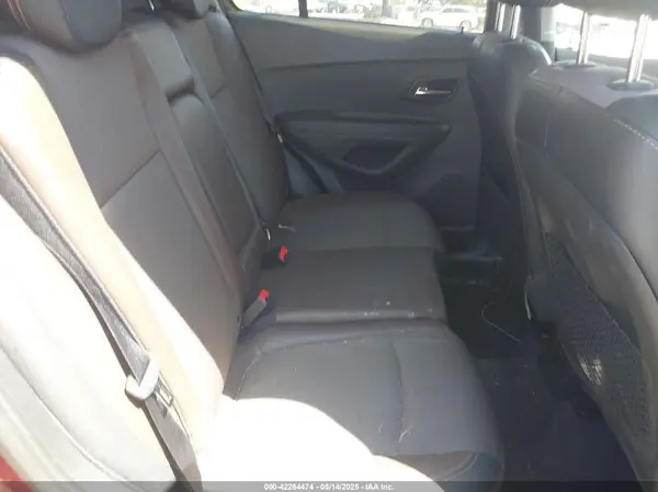 3GNCJLSB0GL255844 2016 CHEVROLET TRAX - Image 8