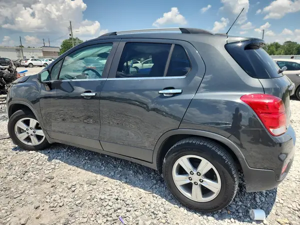 3GNCJLSB0HL139755 2017 CHEVROLET TRAX - Image 2