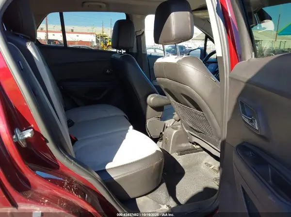 3GNCJLSB0HL146110 2017 CHEVROLET TRAX - Image 8