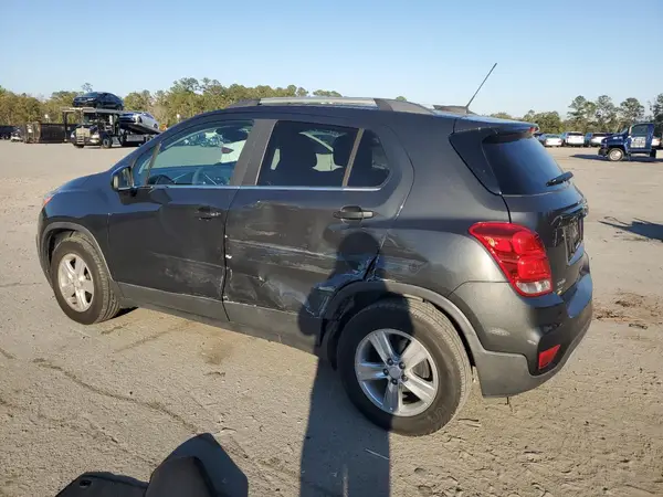3GNCJLSB0HL177583 2017 CHEVROLET TRAX - Image 2