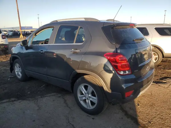 3GNCJLSB0HL184906 2017 CHEVROLET TRAX - Image 2