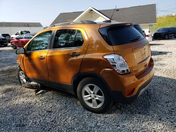 3GNCJLSB0HL185604 2017 CHEVROLET TRAX - Image 2
