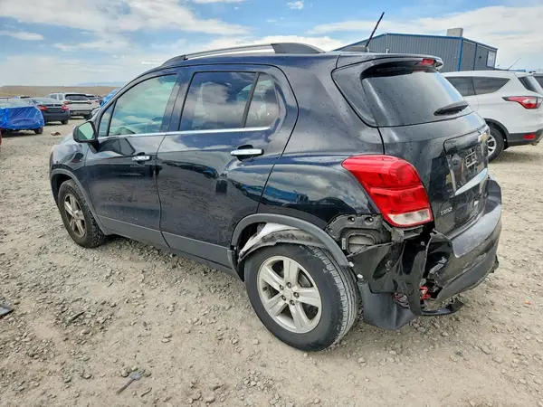 3GNCJLSB0HL188695 2017 CHEVROLET TRAX - Image 2