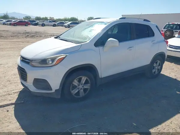 3GNCJLSB0HL207777 2017 CHEVROLET TRAX - Image 2