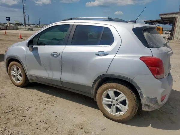 3GNCJLSB0HL214647 2017 CHEVROLET TRAX - Image 2