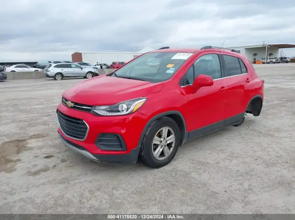 3GNCJLSB0HL217600 2017 CHEVROLET TRAX - Image 2