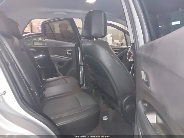 3GNCJLSB0HL230167 2017 CHEVROLET TRAX - Image 8