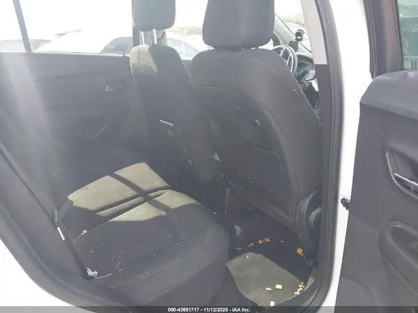 3GNCJLSB0HL241282 2017 CHEVROLET TRAX - Image 8
