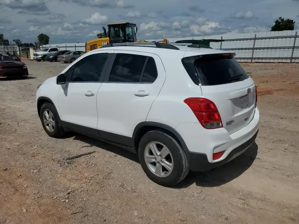 3GNCJLSB0HL247180 2017 CHEVROLET TRAX - Image 2