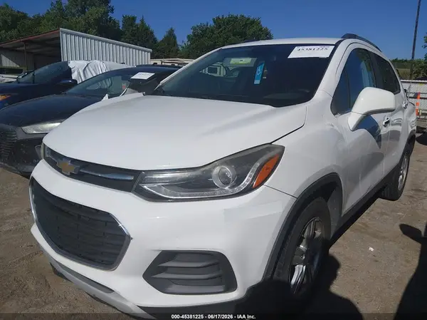 3GNCJLSB0HL279921 2017 CHEVROLET TRAX - Image 2