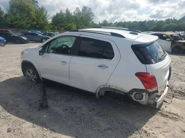 3GNCJLSB0HL279952 2017 CHEVROLET TRAX - Image 2