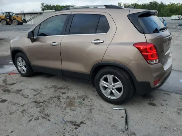 3GNCJLSB0JL201452 2018 CHEVROLET TRAX - Image 2